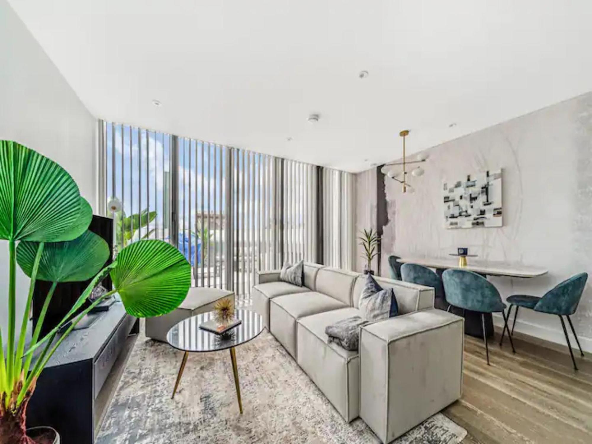 Pass The Keys Penthouse Oasis In Trendy Fulham Apartment London